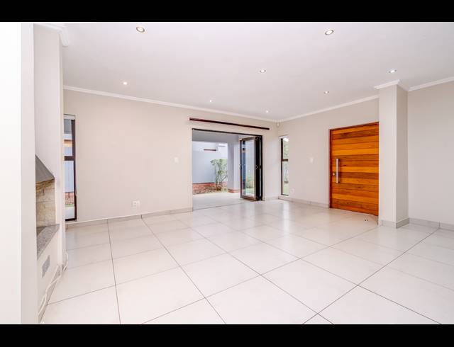 4 BEDROOM HOUSE FOR SALE IN BRYANSTON
